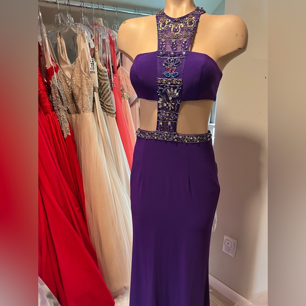 Sherri Hill. Purple Mock 2-Piece with Back Zipper Dress. Size 8.